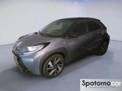 Toyota Aygo X 1.0 Lounge Air 72cv s-cvt del 2025 usata a Milano