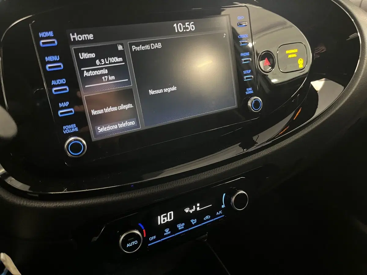 Toyota Aygo X usata a Bergamo (11)