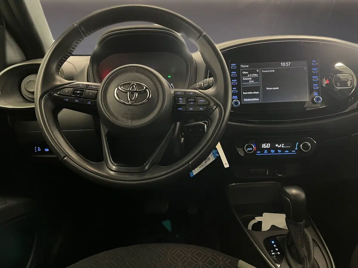 Toyota Aygo X usata a Bergamo (9)