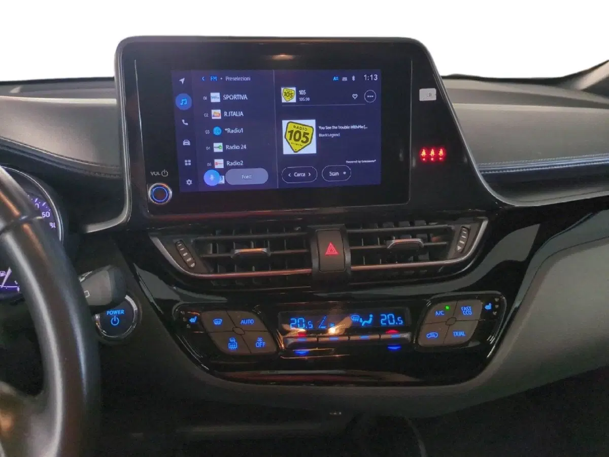 Toyota Toyota C-HR usata a Milano (14)