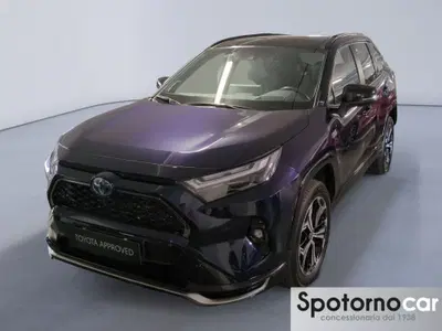 Toyota Rav4 vvt-ie h Style awd-i 222cv e-cvt del 2023 usata a Milano