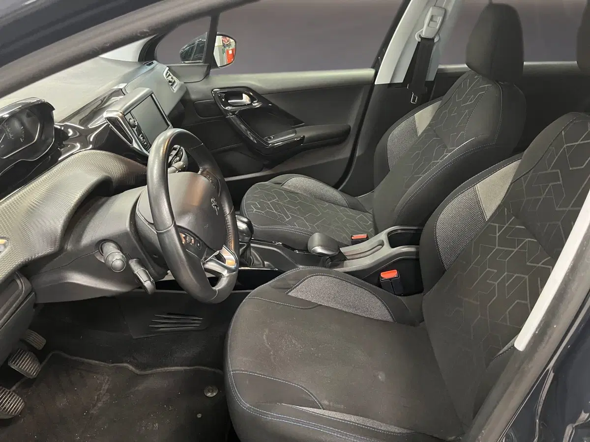 Peugeot 2008 usata a Bergamo (13)