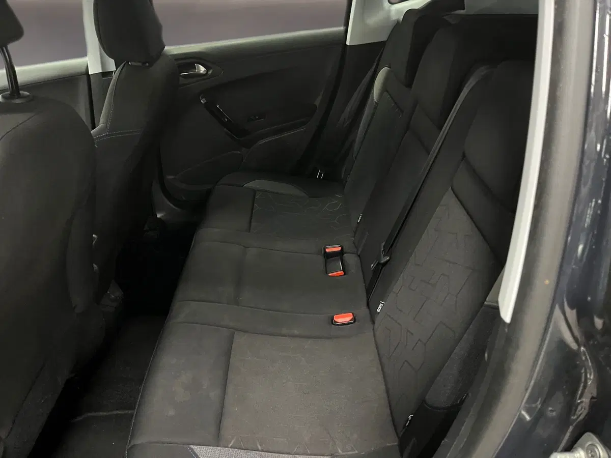 Peugeot 2008 usata a Bergamo (14)