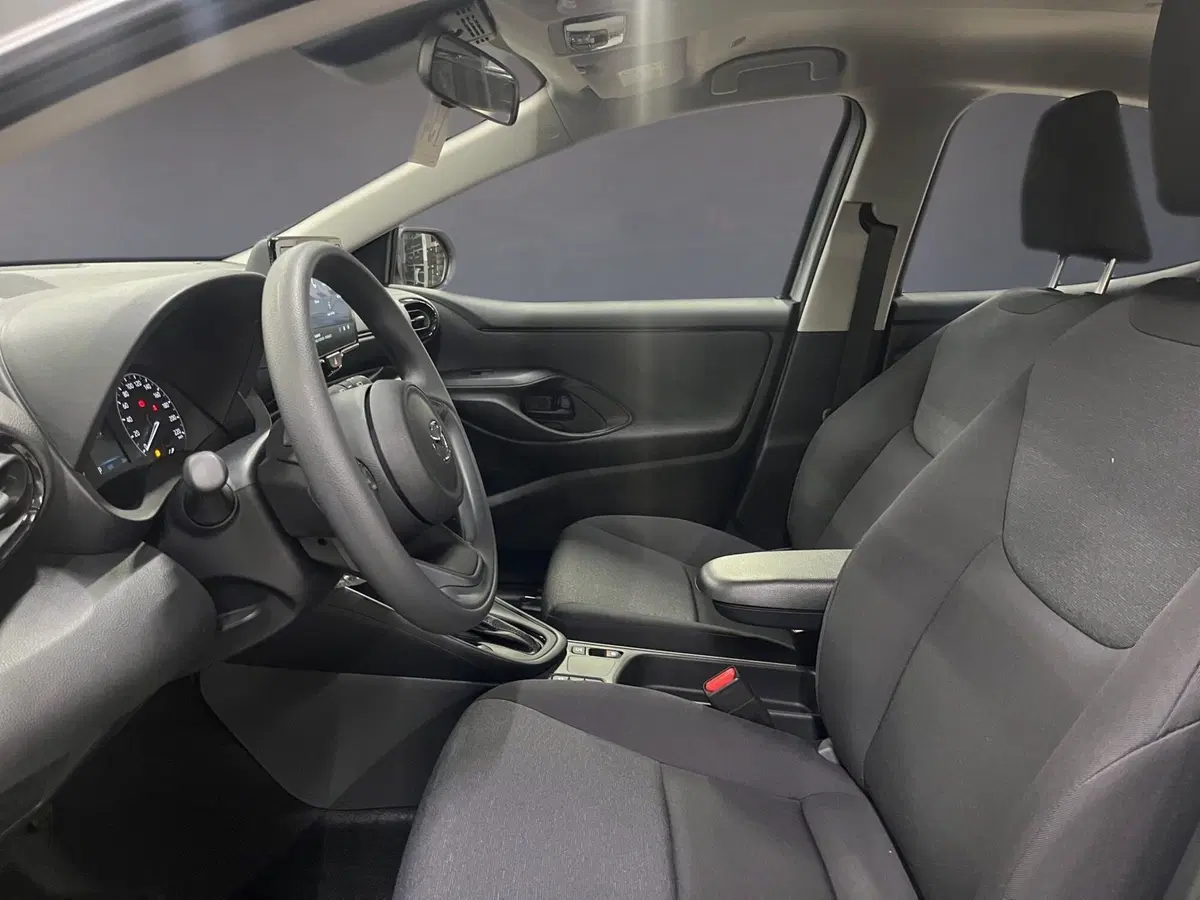 Mazda Mazda2 Hybrid nuova a Bergamo (13)