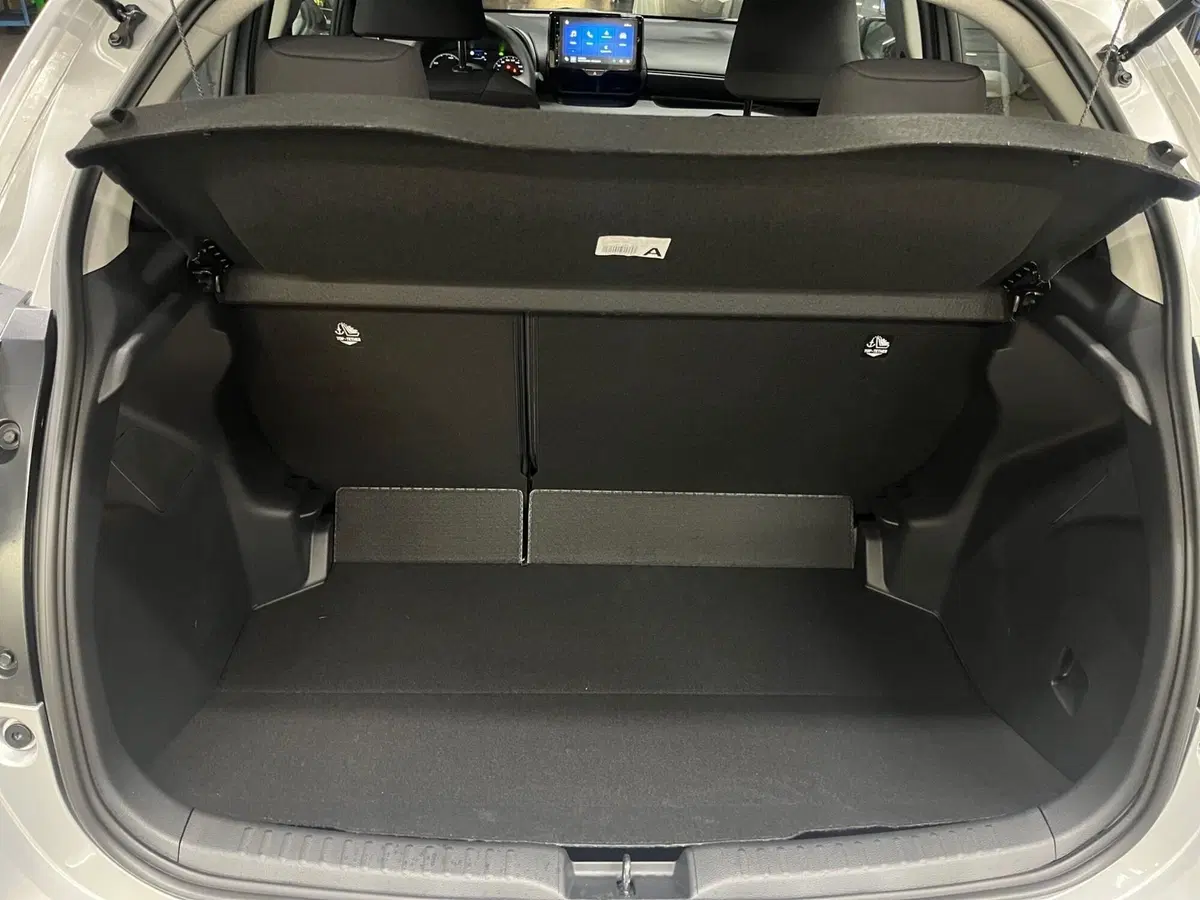 Mazda Mazda2 Hybrid nuova a Bergamo (15)