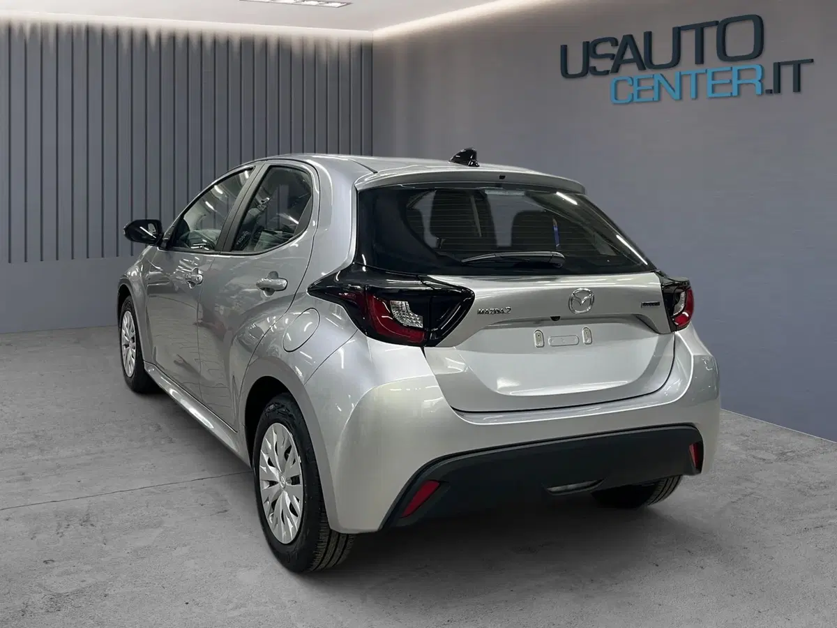 Mazda Mazda2 Hybrid nuova a Bergamo (5)