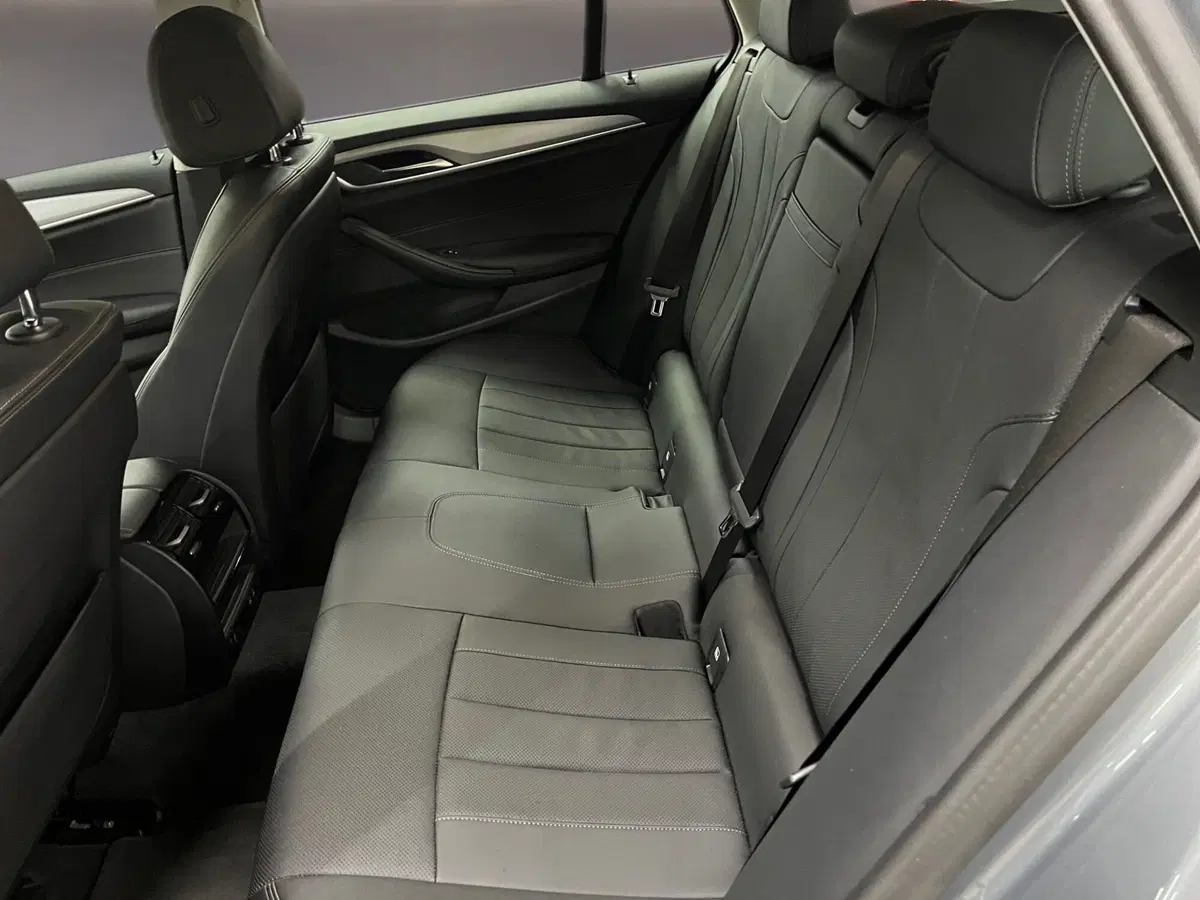 BMW Serie 5 Touring usata a Bergamo (14)