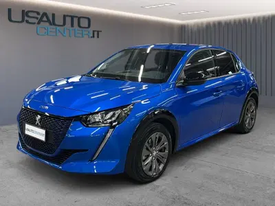 Peugeot 208 motore elettrico 136 CV 5 porte Active Pack del 2023 usata a Bergamo