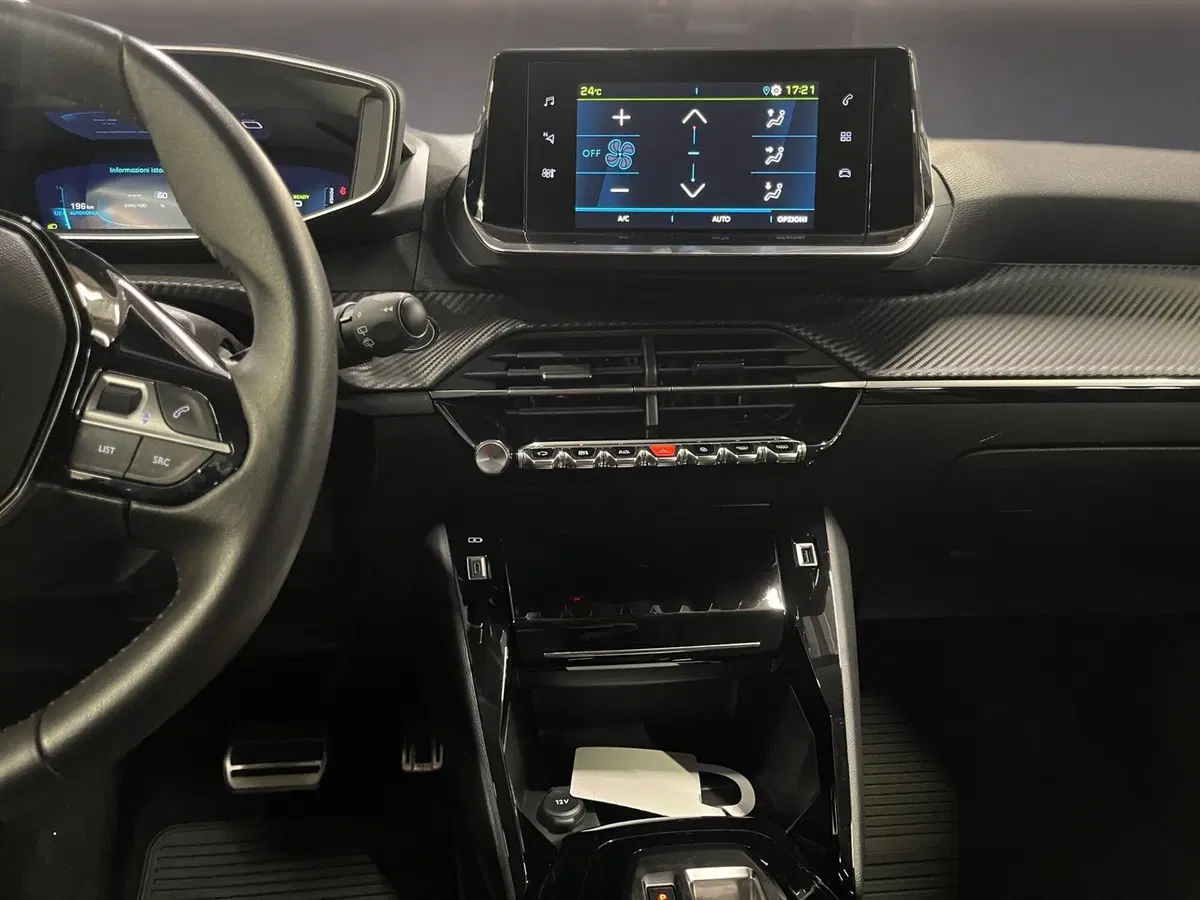 Peugeot 208 usata a Bergamo (10)