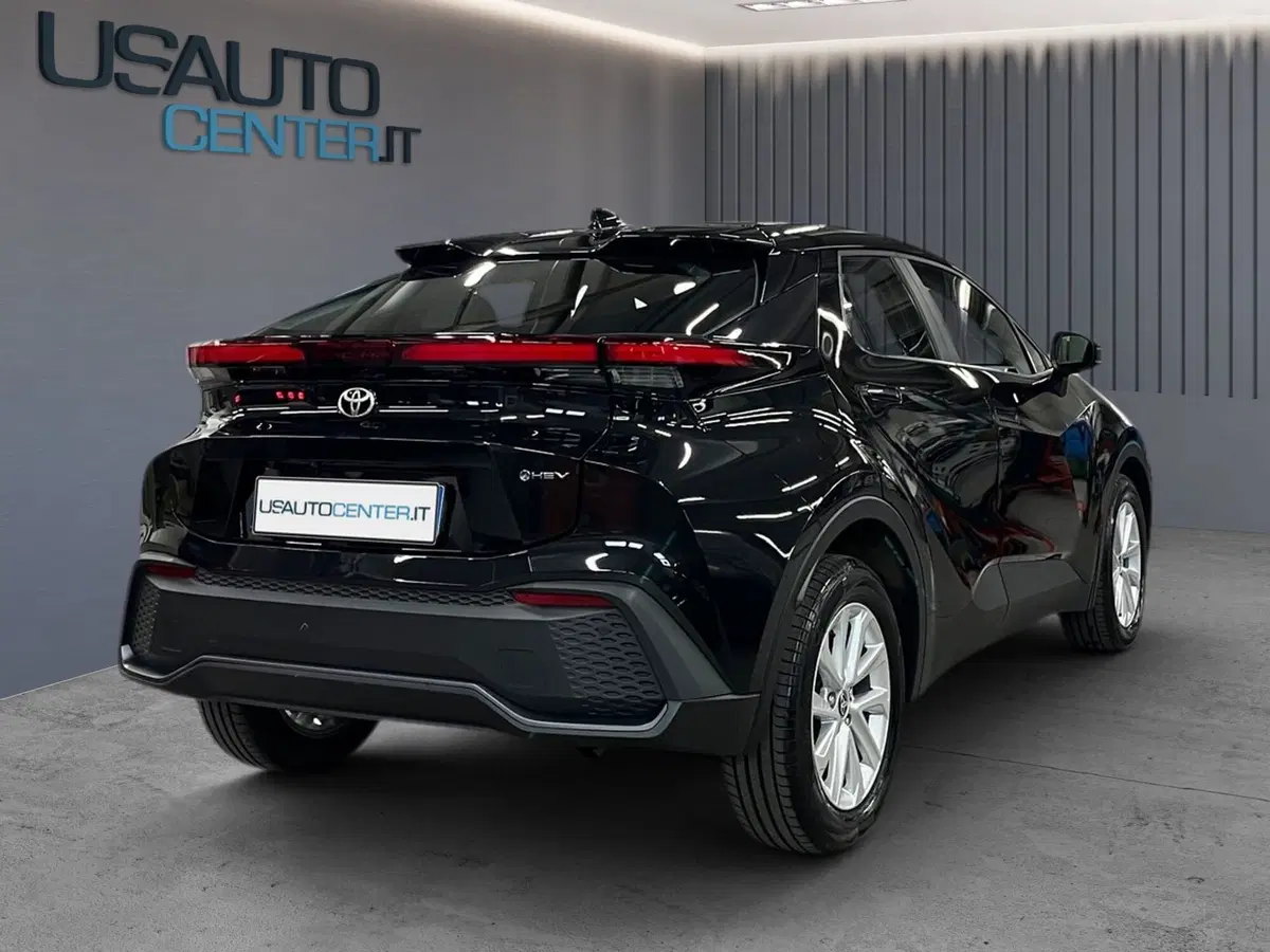 Toyota Toyota C-HR usata a Bergamo (4)