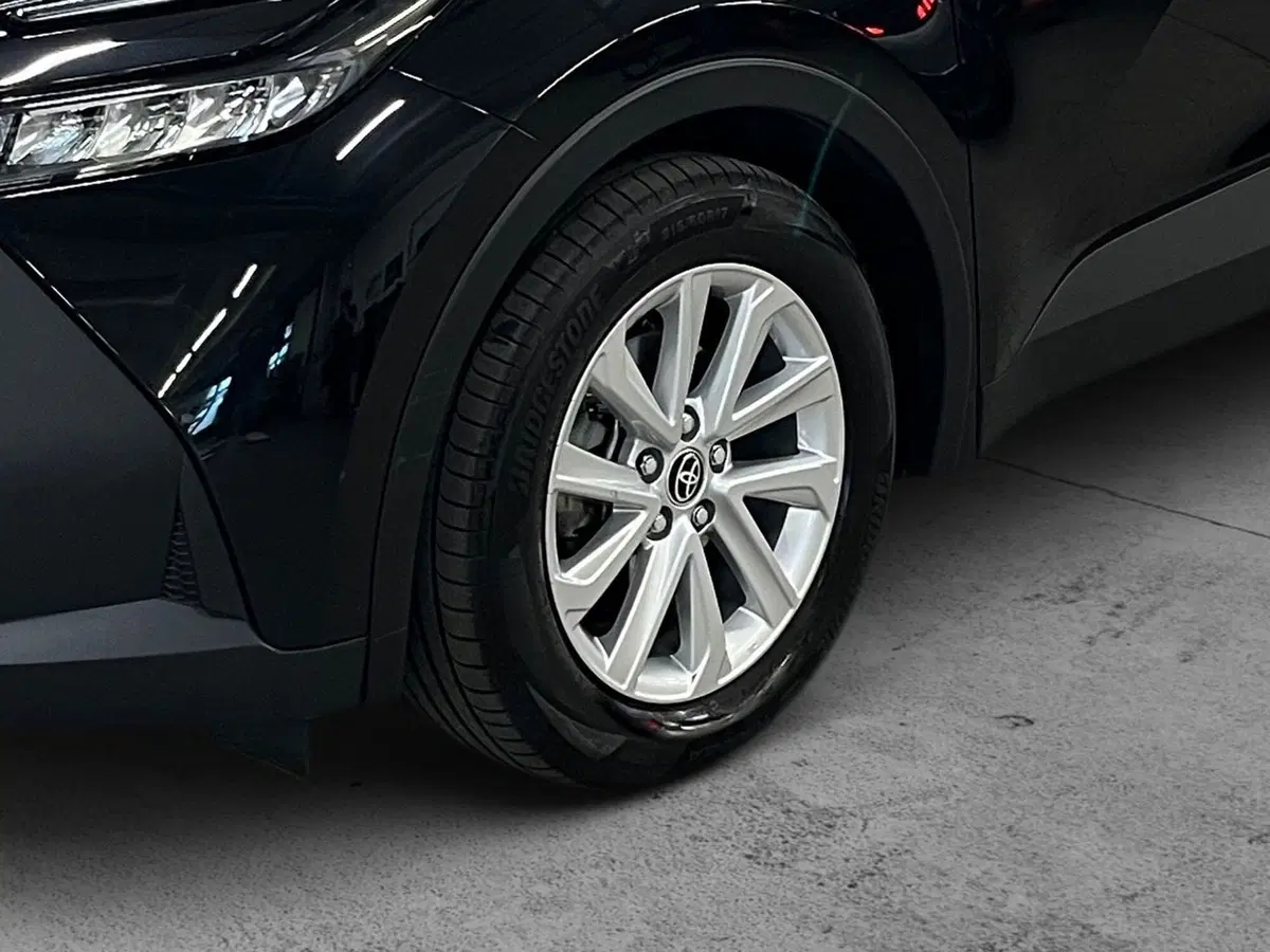 Toyota Toyota C-HR usata a Bergamo (7)