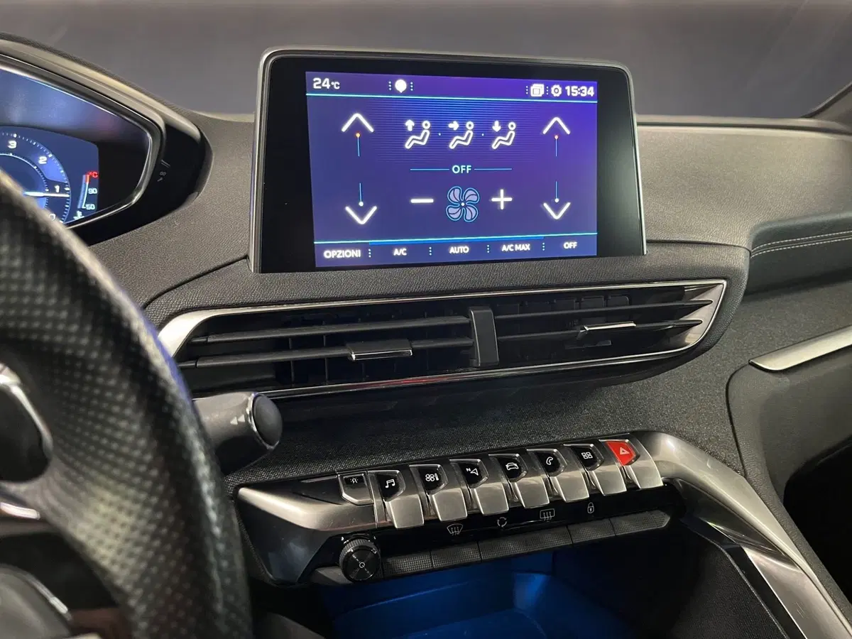 Peugeot 5008 usata a Bergamo (11)