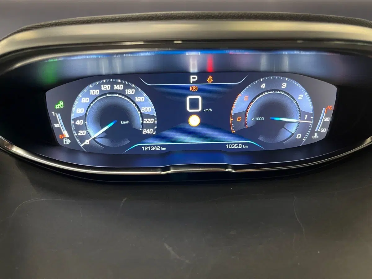 Peugeot 5008 usata a Bergamo (12)