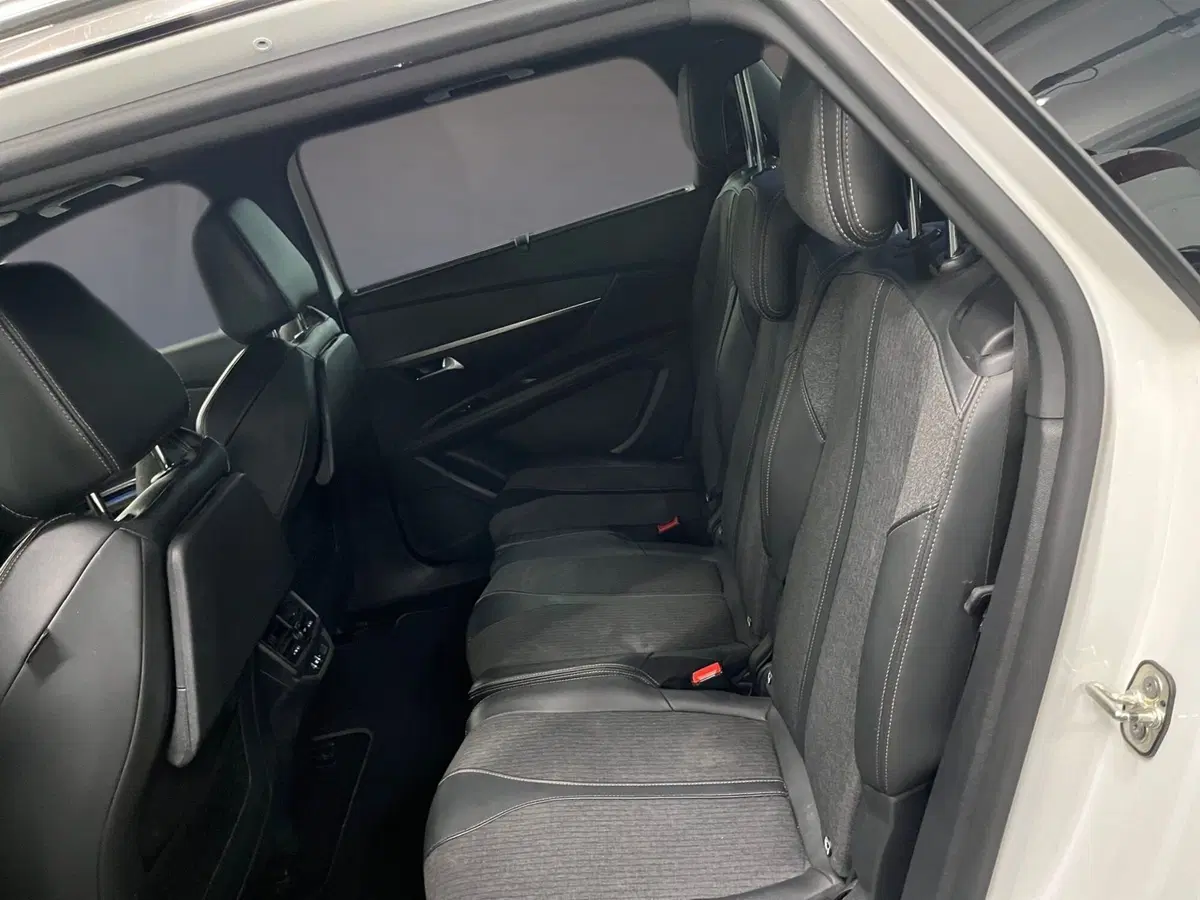 Peugeot 5008 usata a Bergamo (14)