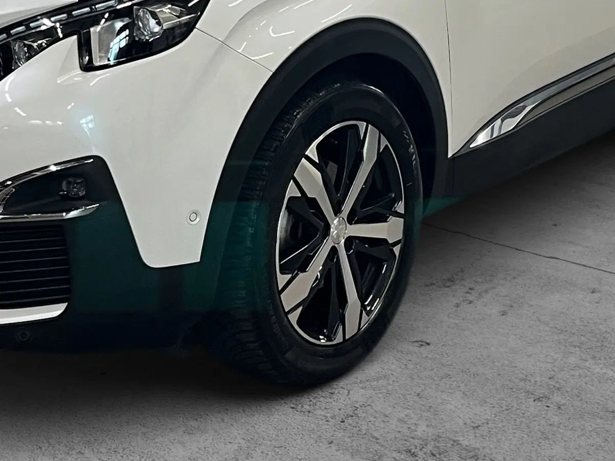 Peugeot 5008 usata a Bergamo (7)