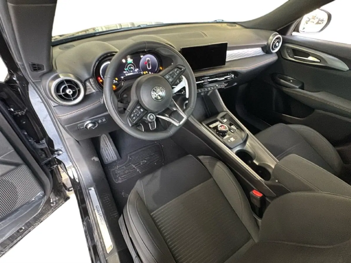 Alfa Romeo Tonale nuova a Agrigento (18)