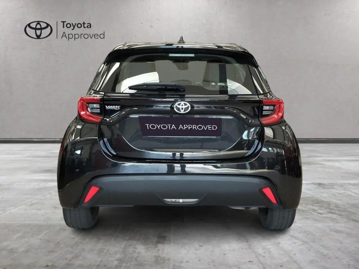 Toyota Yaris usata a Roma (11)