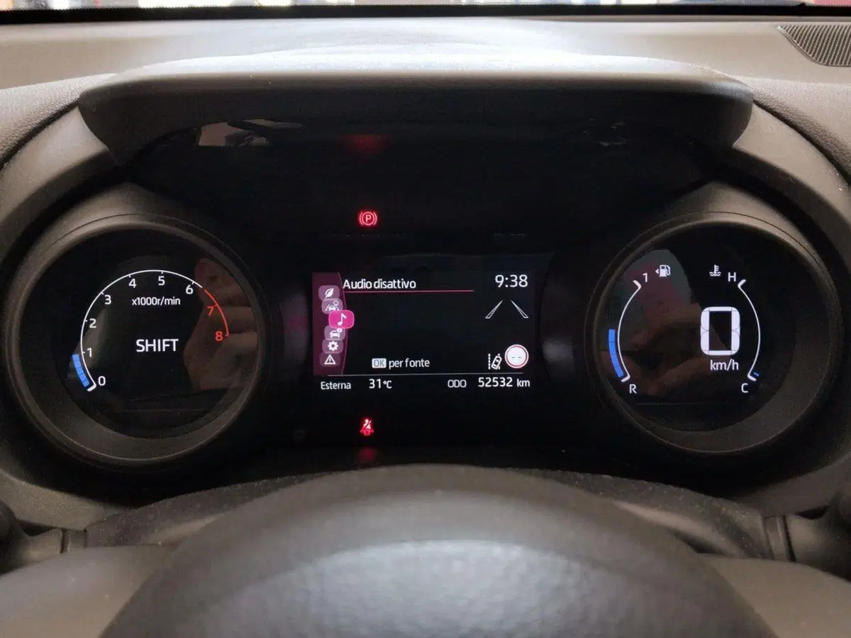 Toyota Yaris usata a Roma (8)