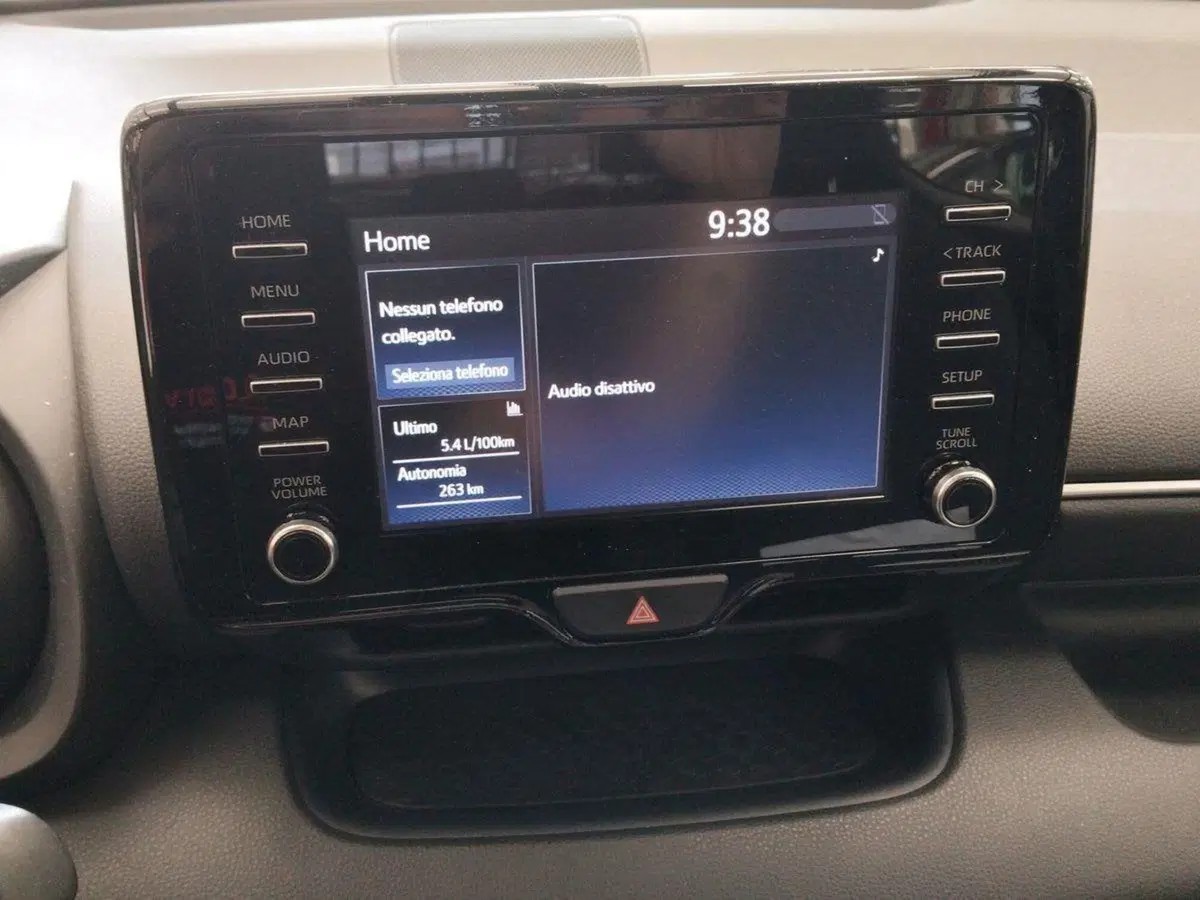 Toyota Yaris usata a Roma (9)