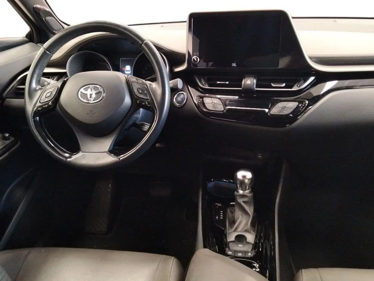 Toyota Toyota C-HR usata a Roma (7)