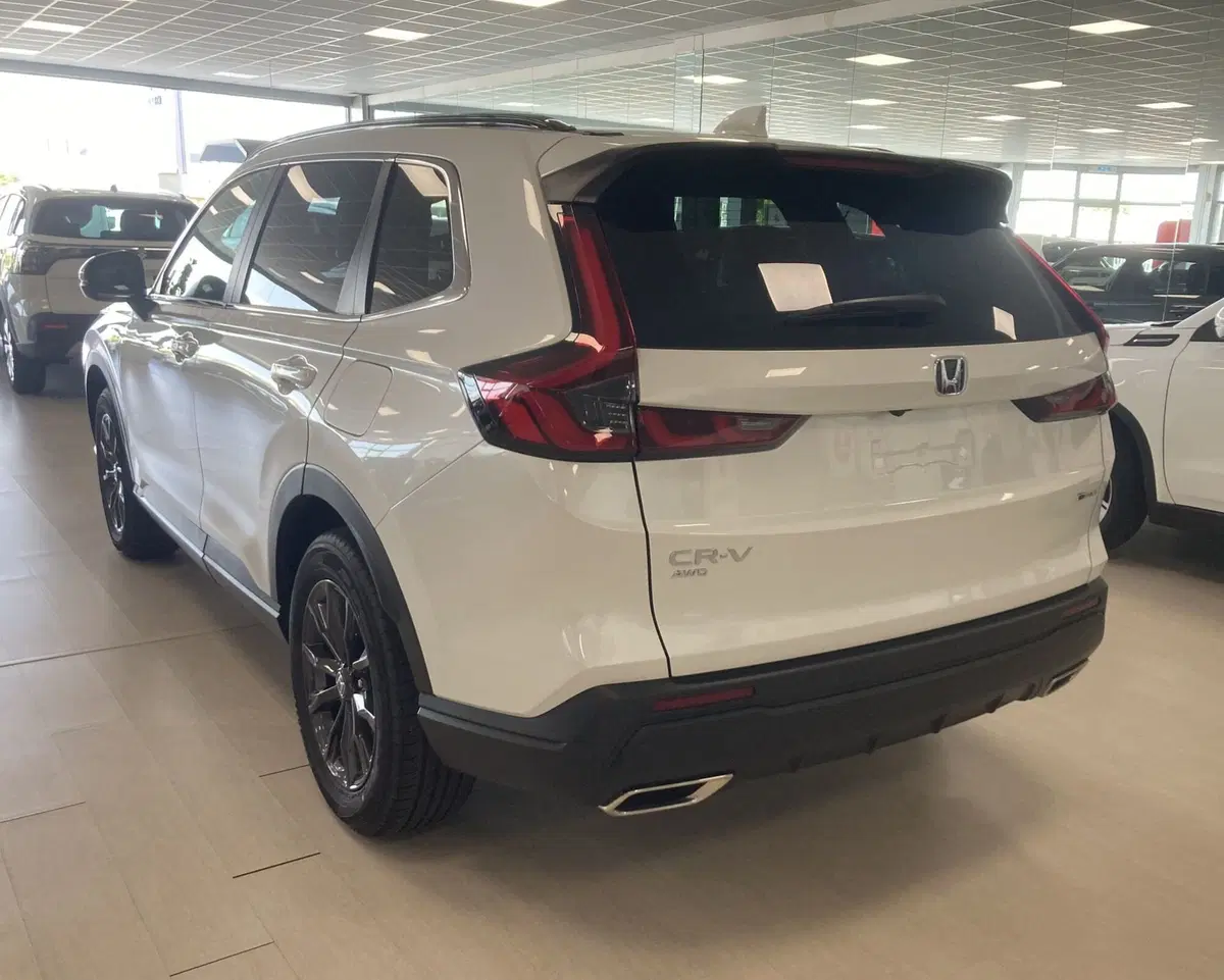 Honda CR-V nuova a Pavia (4)
