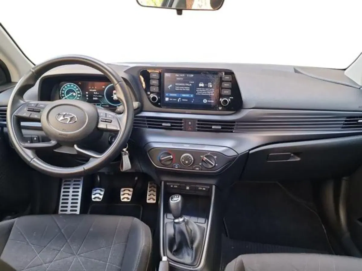 Hyundai Bayon usata a Salerno (12)