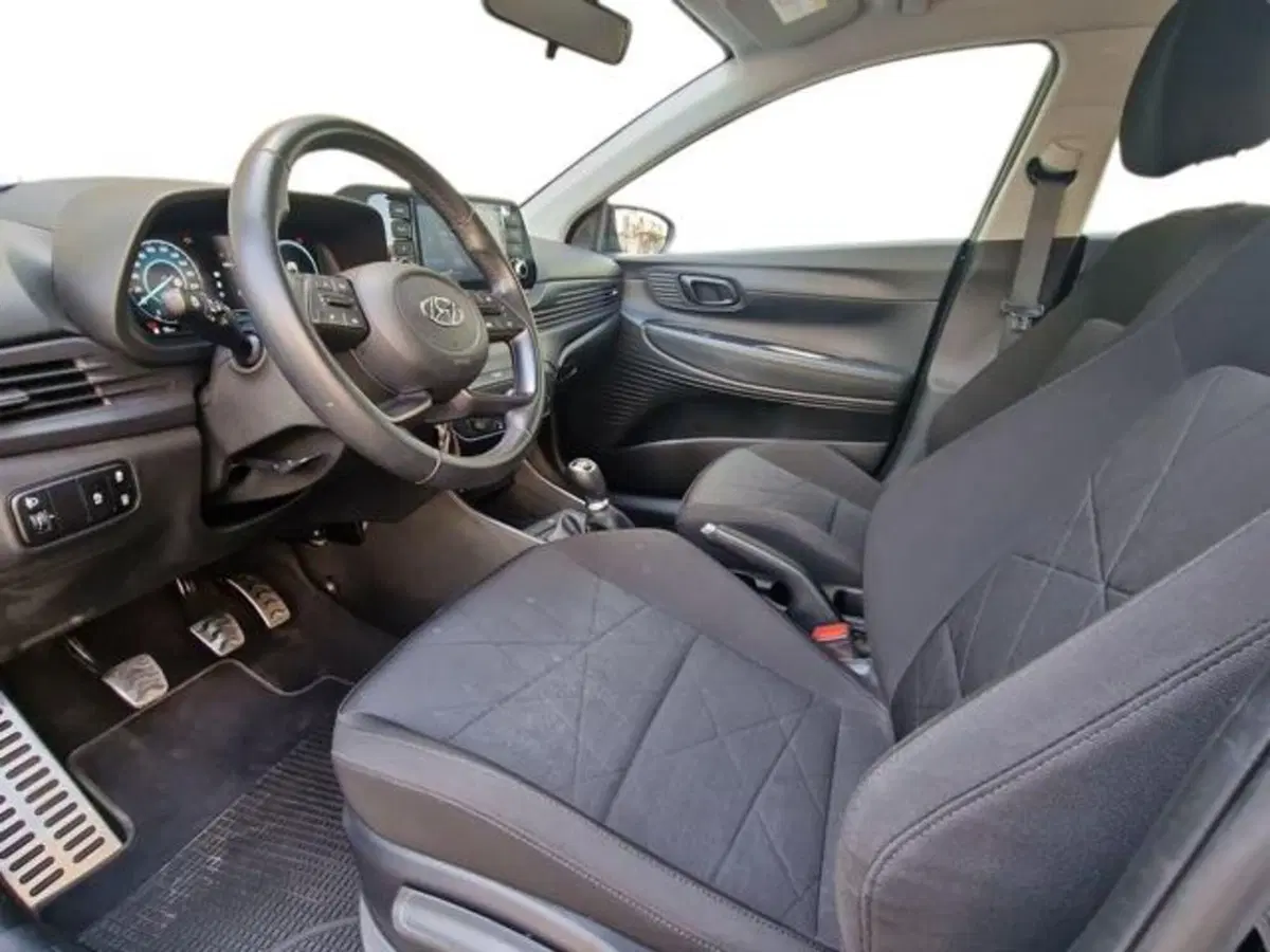 Hyundai Bayon usata a Salerno (9)