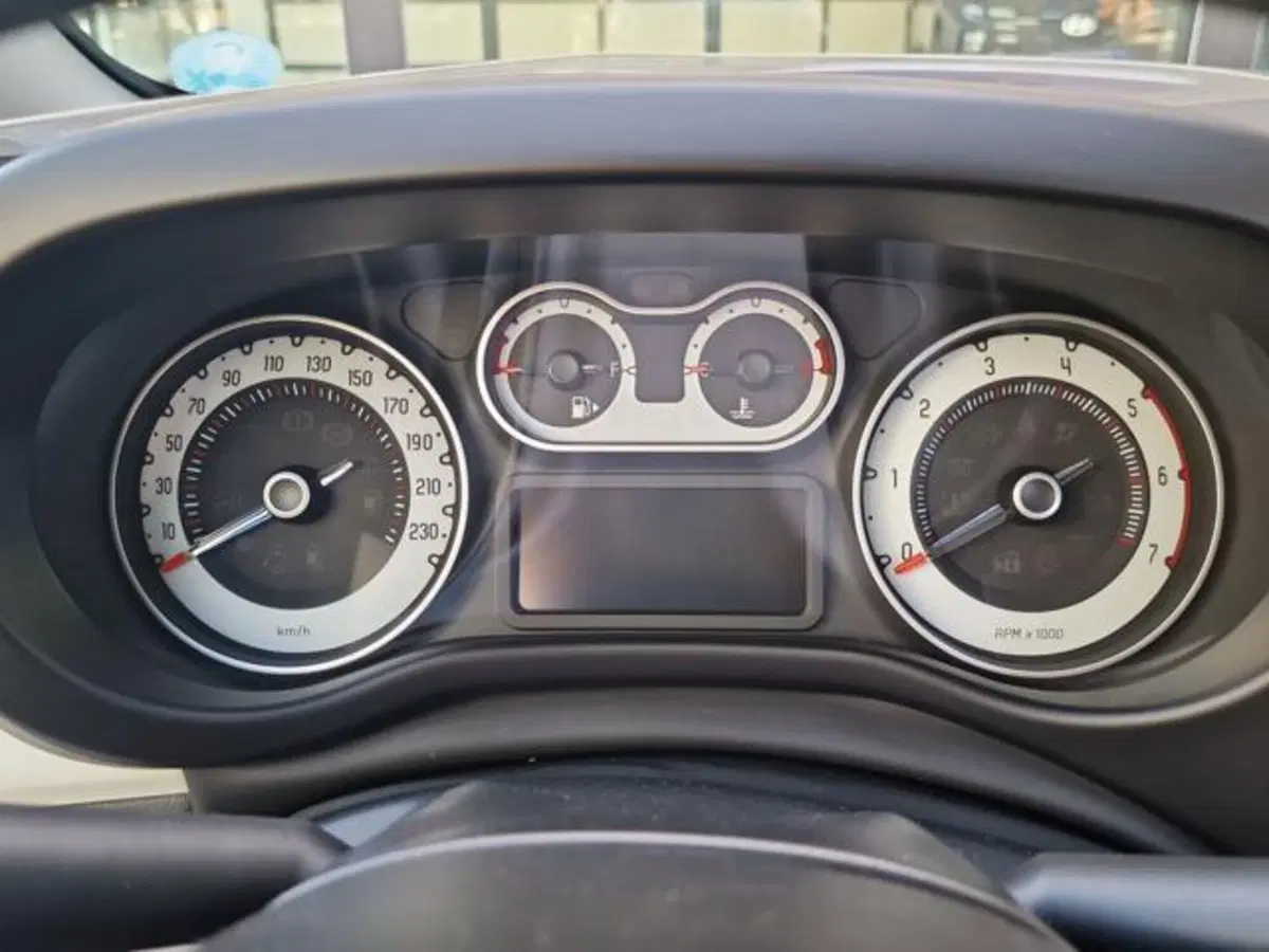 Fiat 500L usata a Salerno (11)