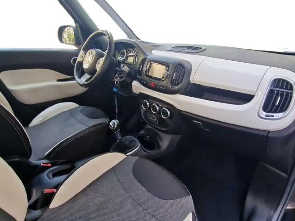 Fiat 500L usata a Salerno (13)