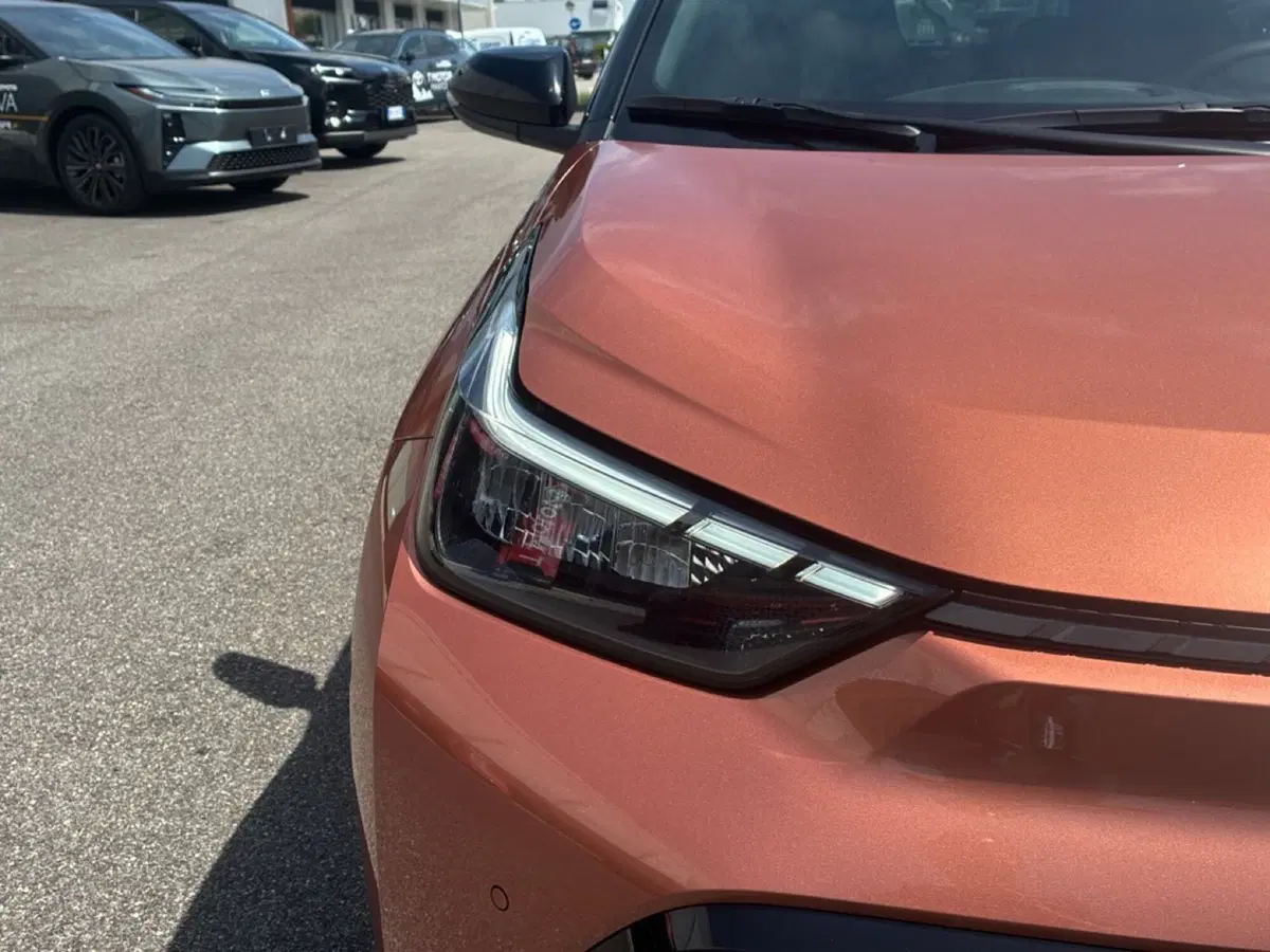 Toyota Aygo X usata a Mantova (9)