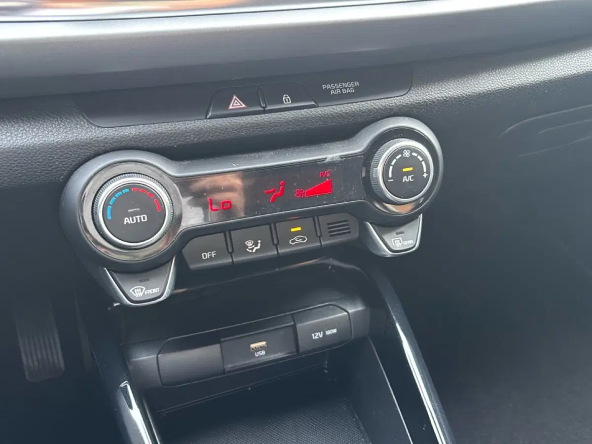 Kia Rio usata a Bologna (13)