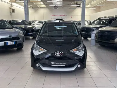Toyota Aygo 1.0 VVT-i 72 CV 5 porte x-cool MMT del 2020 usata a San Lazzaro di Savena