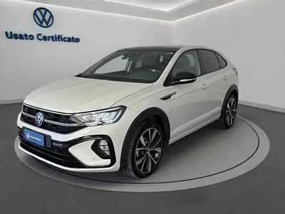 Volkswagen Taigo 1.0 TSI 110 CV R-Line del 2023 usata a Roma