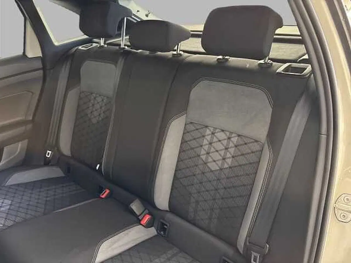 Volkswagen Taigo usata a Roma (11)