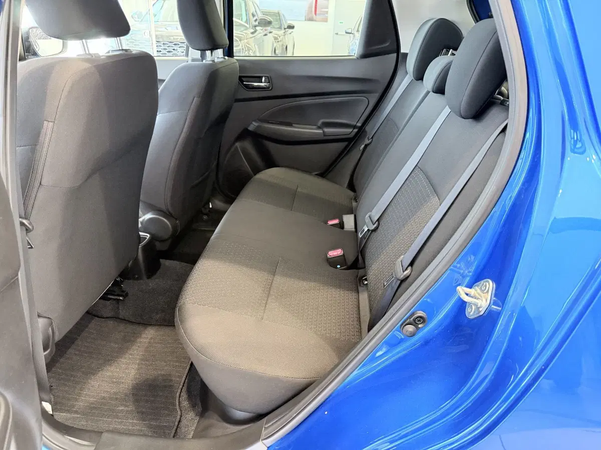 Suzuki Swift usata a Latina (10)