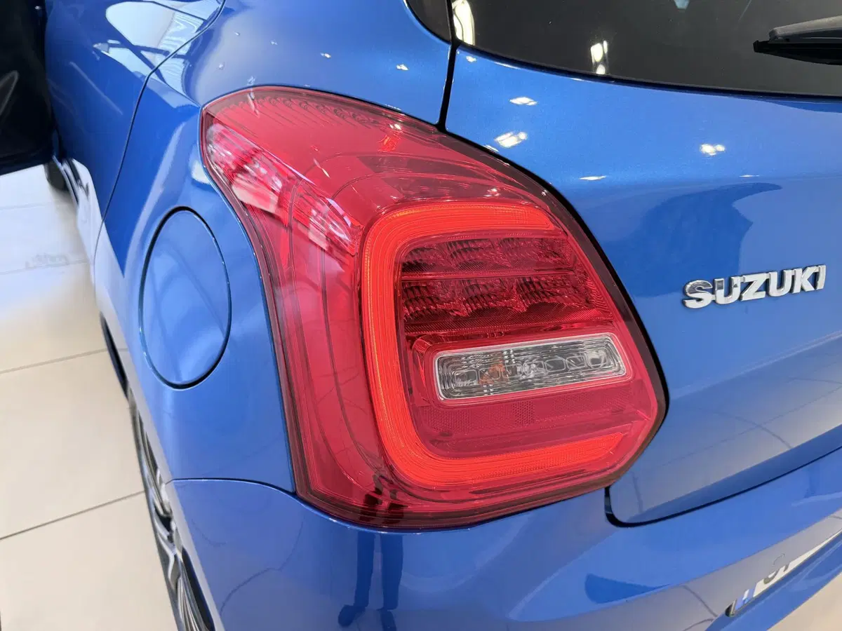 Suzuki Swift usata a Latina (15)