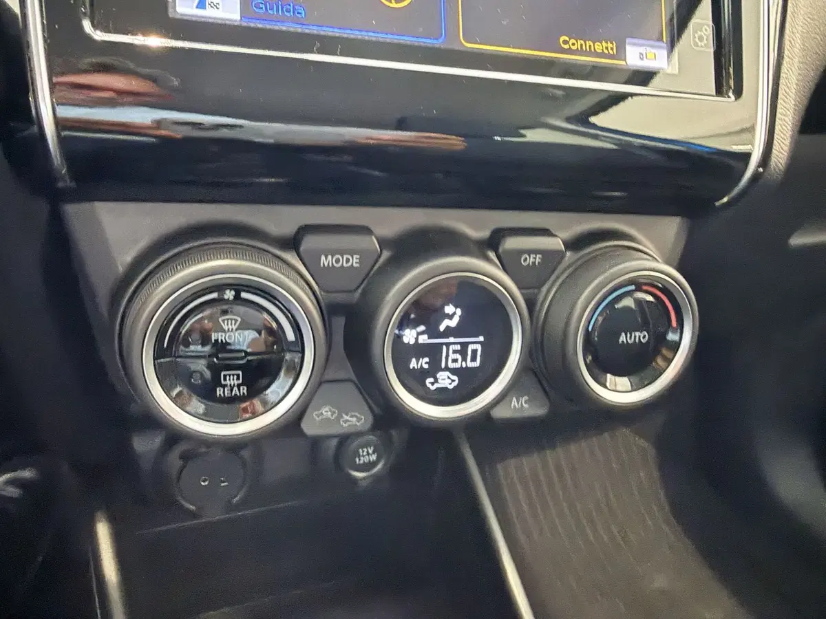 Suzuki Swift usata a Latina (19)