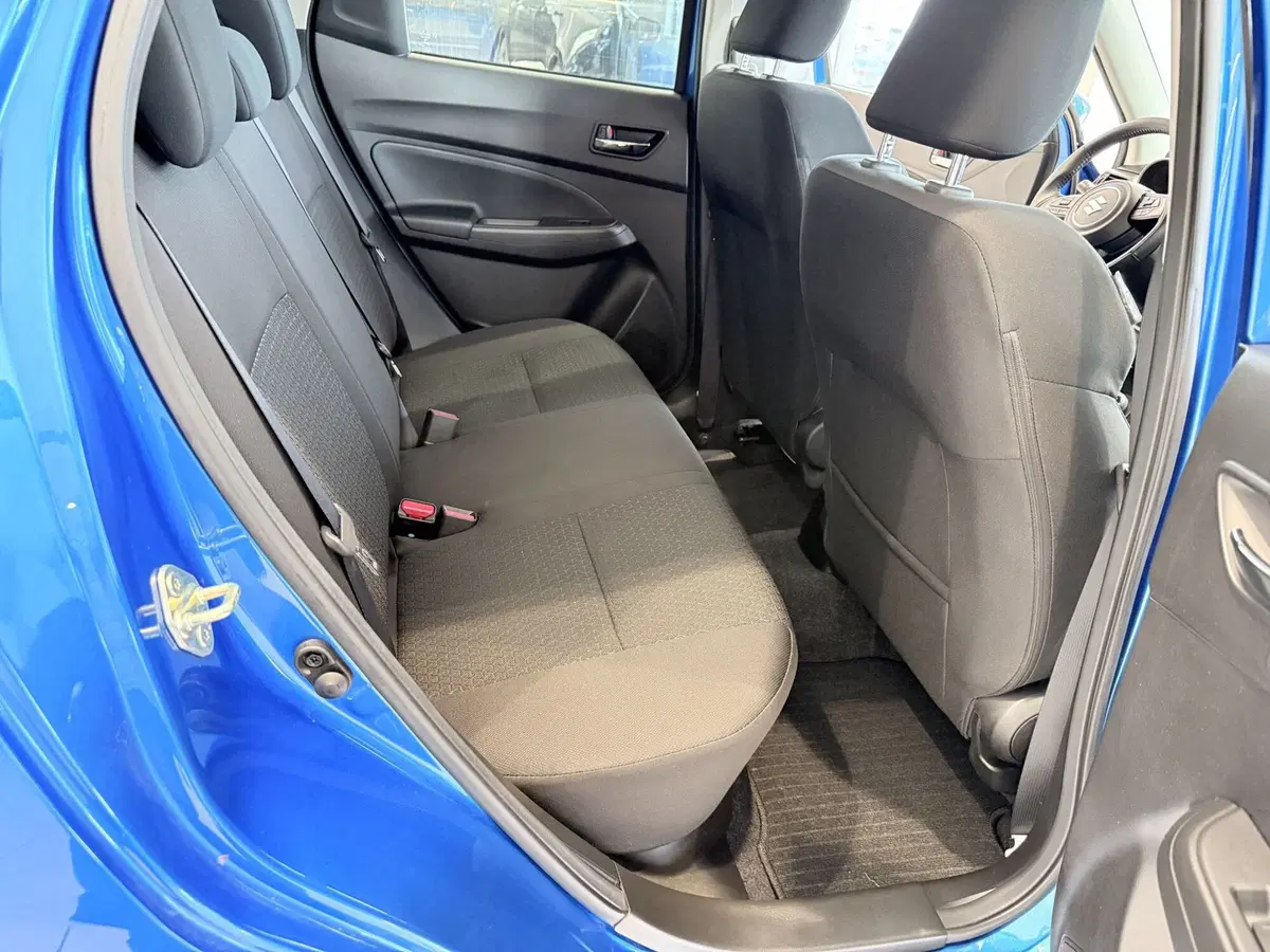 Suzuki Swift usata a Latina (8)