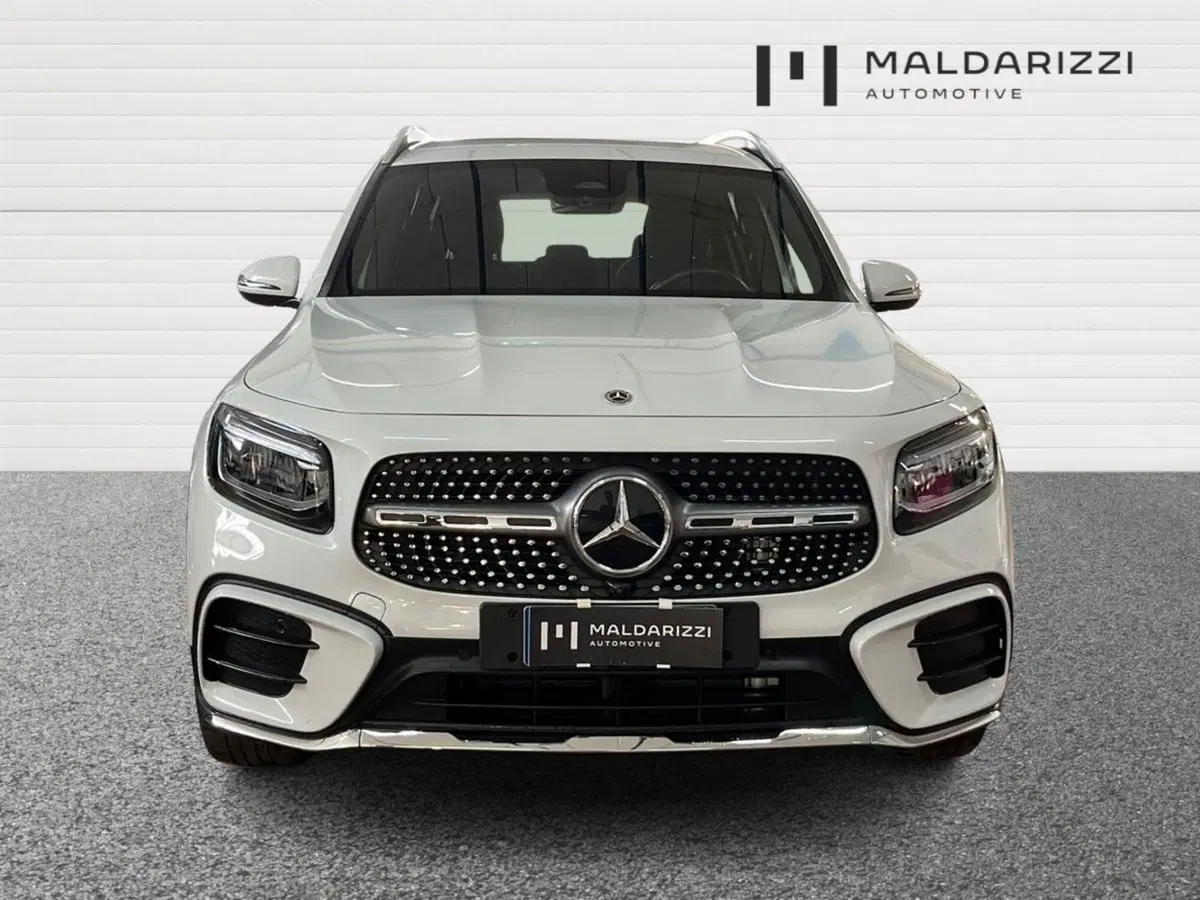 Mercedes-Benz GLB usata a Matera (2)