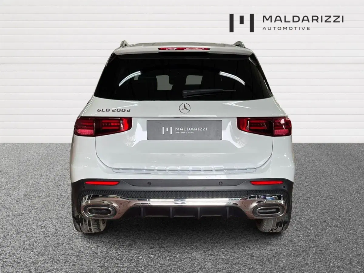 Mercedes-Benz GLB usata a Matera (3)