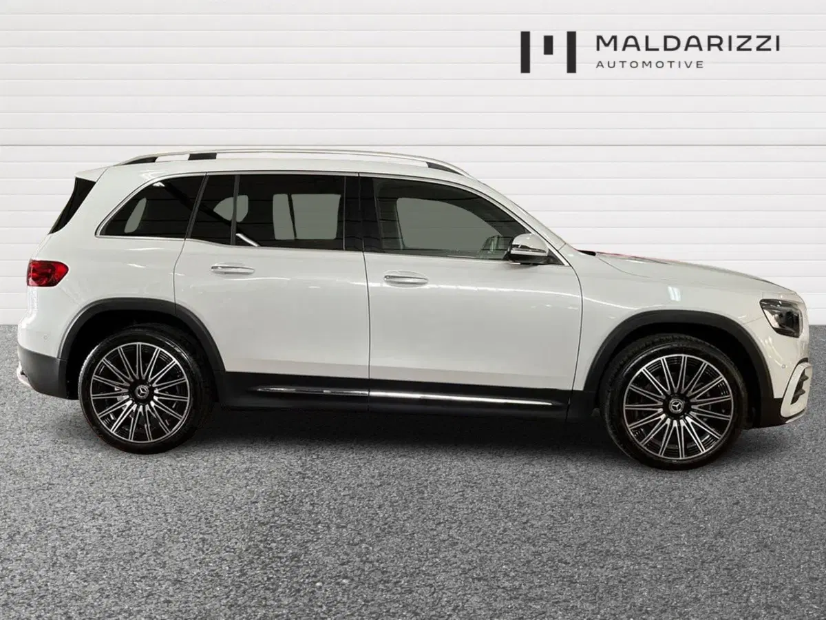 Mercedes-Benz GLB usata a Matera (5)