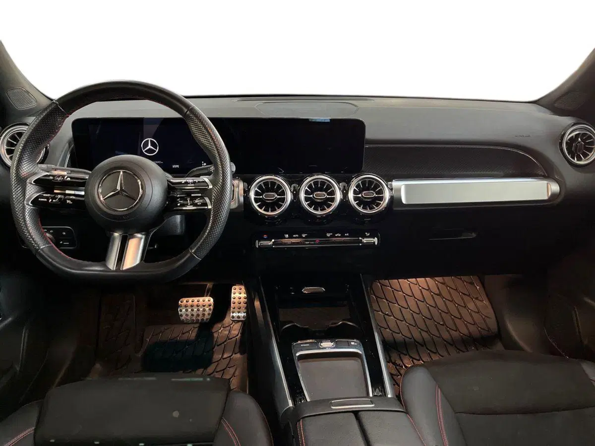 Mercedes-Benz GLB usata a Matera (8)