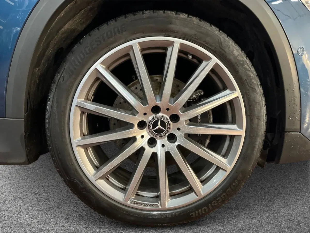 Mercedes-Benz GLA SUV usata a Bari (6)