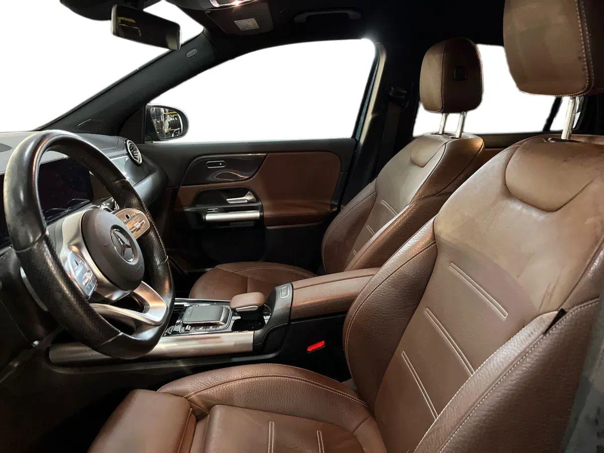 Mercedes-Benz GLA SUV usata a Bari (7)