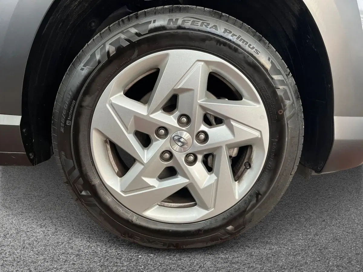 Hyundai Kona usata a Bari (6)