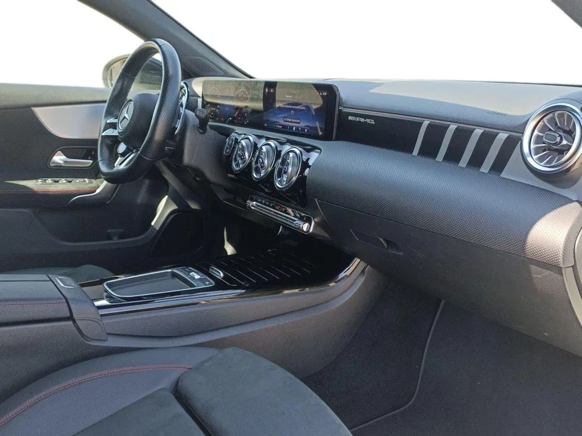 Mercedes-Benz Classe A usata a Bari (15)