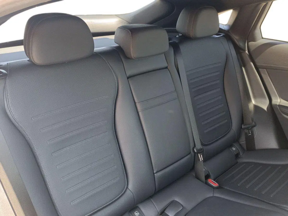 Mercedes-Benz GLC Coupé usata a Bari (16)