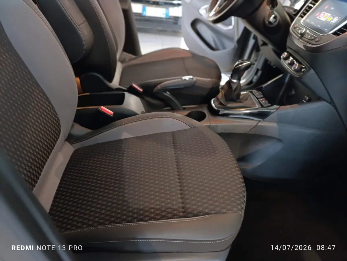 Opel Crossland X usata a Ferrara (17)