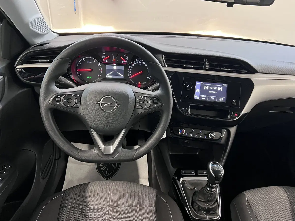 Opel Corsa usata a Bari (17)
