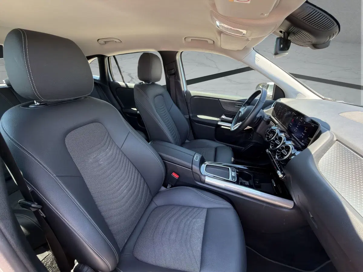 Mercedes-Benz GLA SUV usata a Cosenza (17)